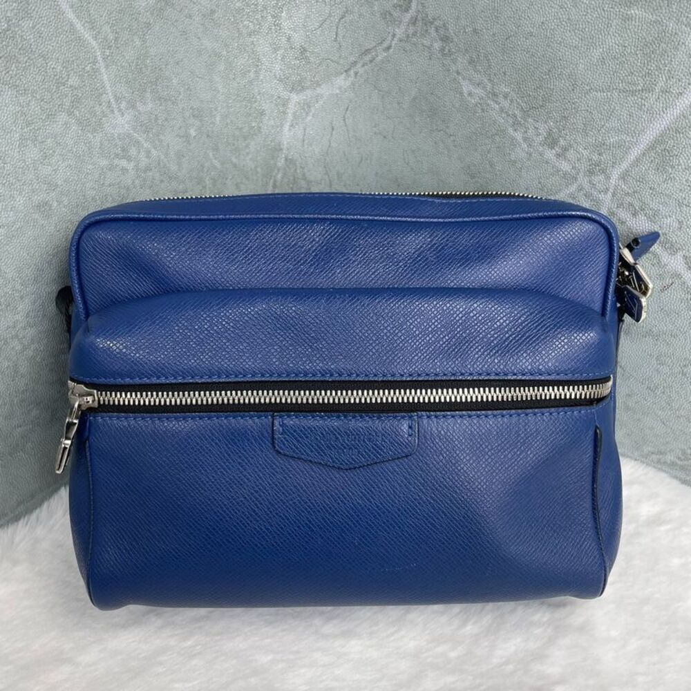 Louis Vuitton Women Pre-Loved Bag Very Good Condition